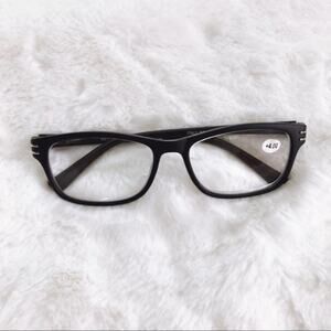 Eugene Black Rectangular Reading Glasses